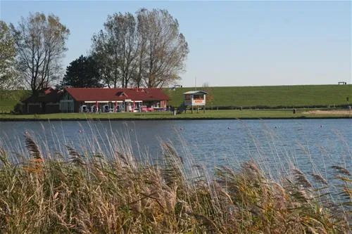 see-achtern-diek-otterndorf-uxo7b