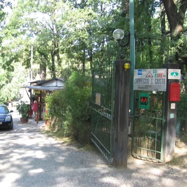 campeggio-villaggio-san-giusto-capraia-e-limite-k1ihy
