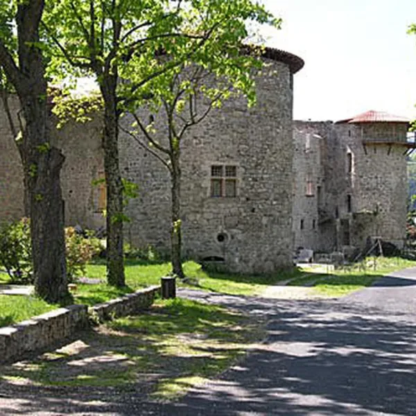 la-cheze-le-cheylard-ardeche-1geig