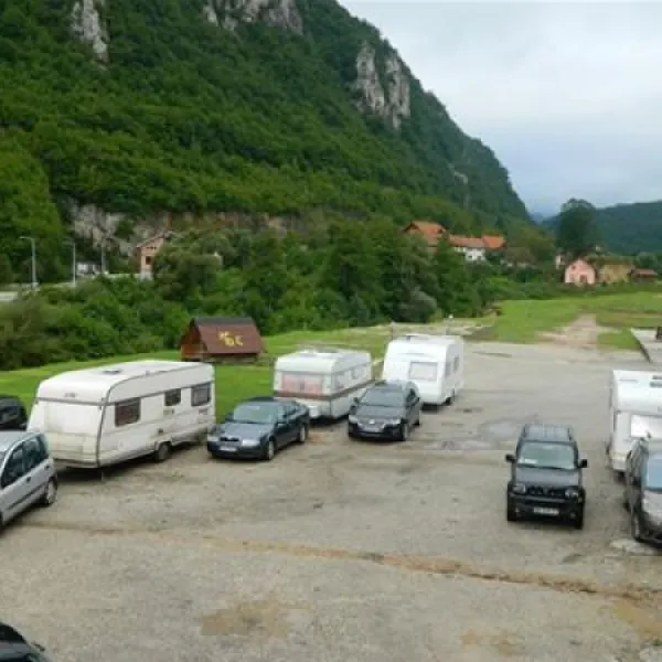 auto-camp-jajcejajce-youth-hostel-jajce-66jln