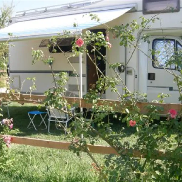 agricamping--alessandra-ameglia-per-camper-ameglia-sp-16aoe