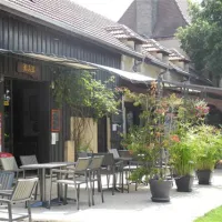 le-port-de-limeuil-alles-sur-dordogne-2c5vv