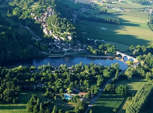 le-port-de-limeuil-alles-sur-dordogne-wylq6