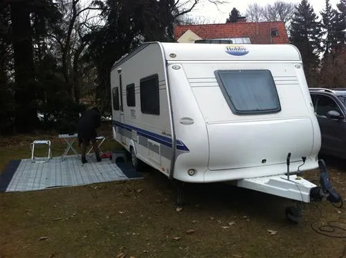 camping-land-an-der-elbe-bei-hamburg-stove-bei-drage-b1dzc