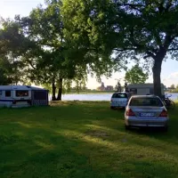 camping-land-an-der-elbe-bei-hamburg-stove-bei-drage-ehpll