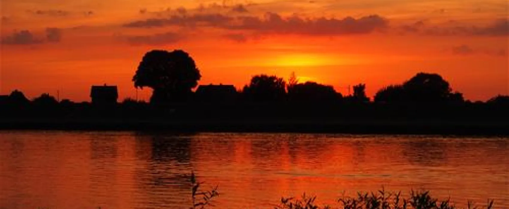 Camping Land an der Elbe bei Hamburg