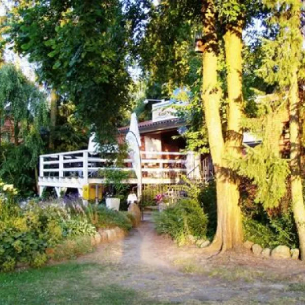 camping-land-an-der-elbe-bei-hamburg-stove-bei-drage-nyjzv