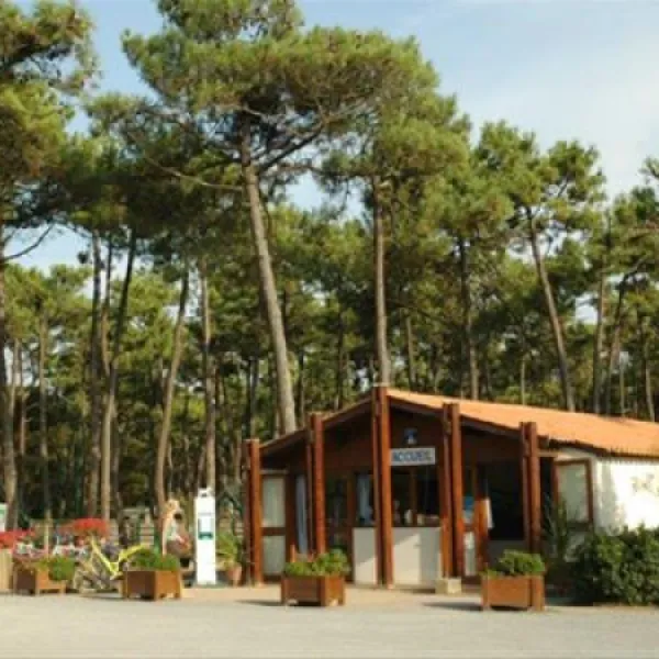 camping-municipal-plage-de-riez-st-hilaire-de-riez-wzrde