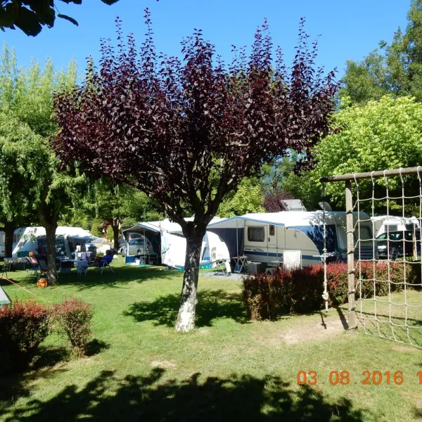 camping-le-curtelet-savoie-clqvd