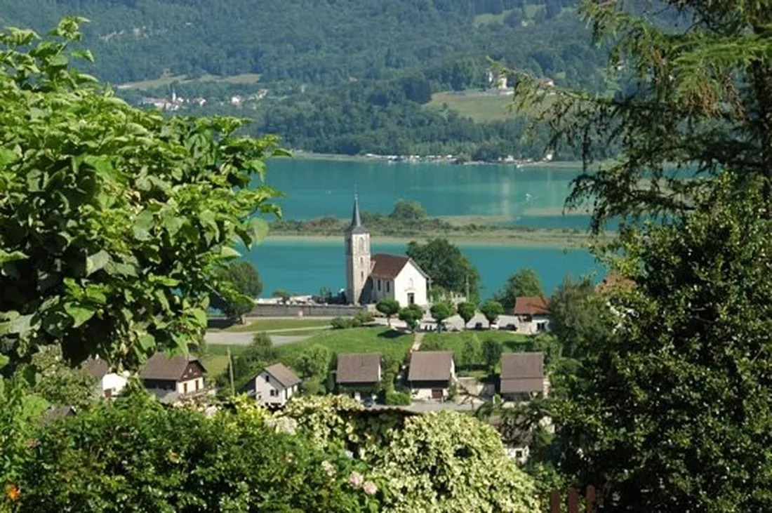 camping-le-curtelet-savoie-kwrkl