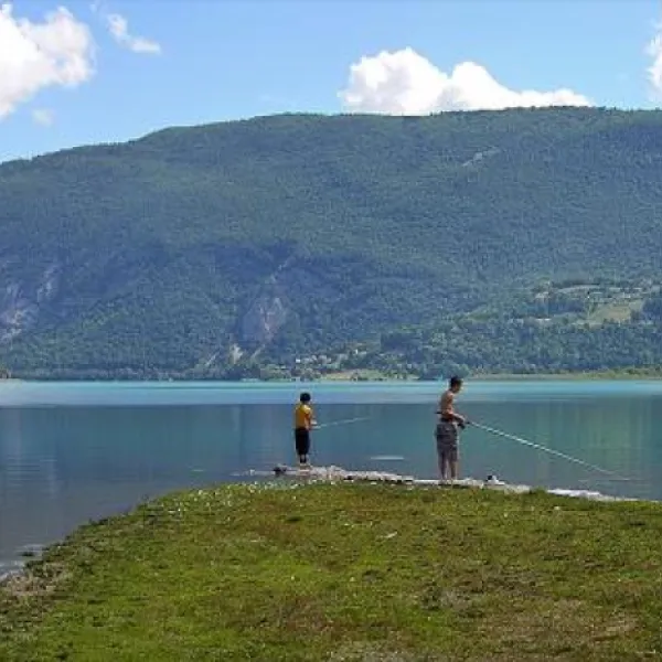 camping-le-curtelet-savoie-pvo4t