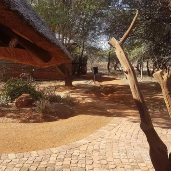 sondela-moselesele-tent-camp-bela-bela-waterberg-du9mt