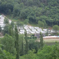 du-lac-glamping-laval-de-cere-c3ryt