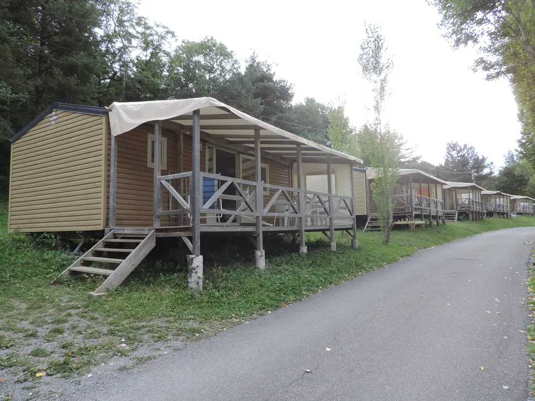 du-lac-glamping-laval-de-cere-p2tkt