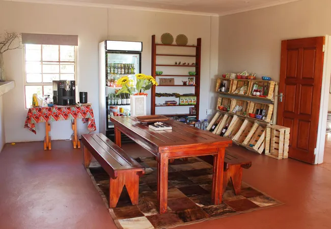 hluhluwe-bush-camp-3960-zululand-rssbo