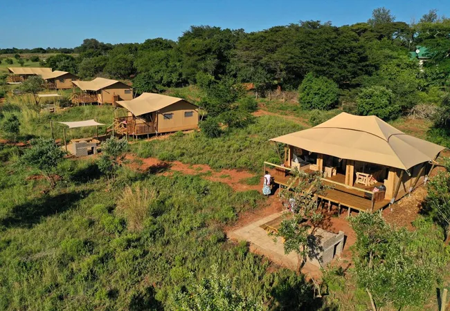 hluhluwe-bush-camp-3960-zululand-shlus