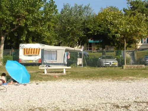 lido-glamping-pacengo-di-lazise-aaghu