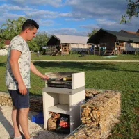 place-de-la-famille-jayac-czk3b