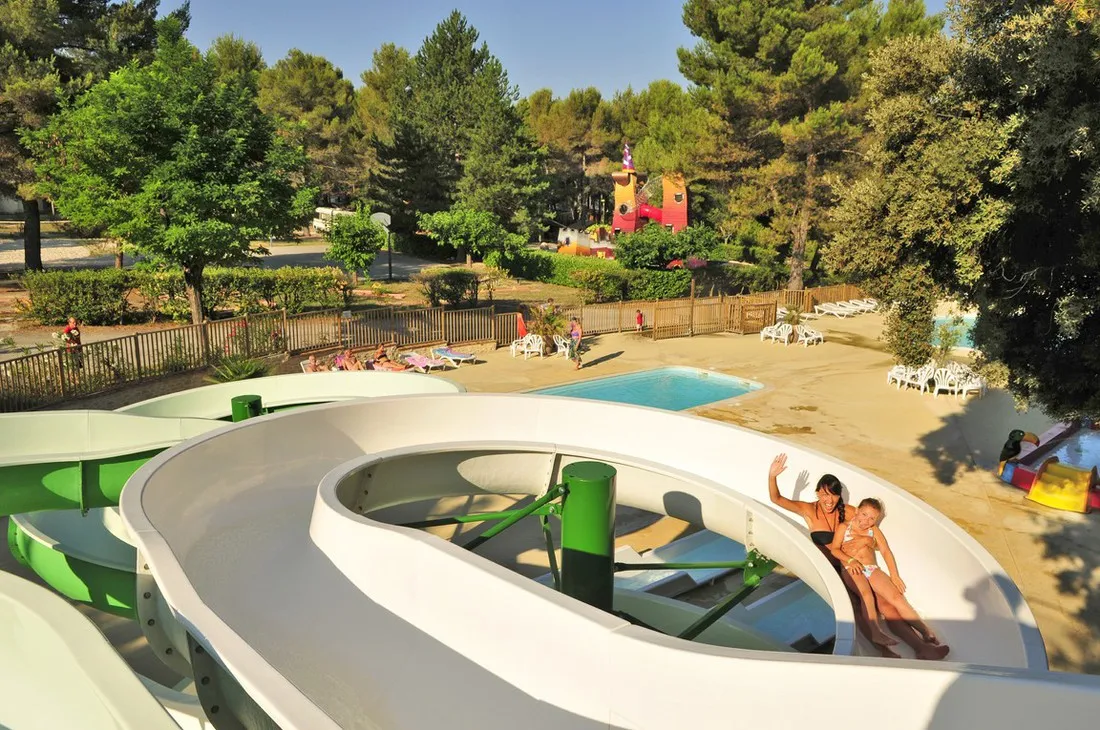capfun-les-pinedes-du-luberon-pertuis-o6aht