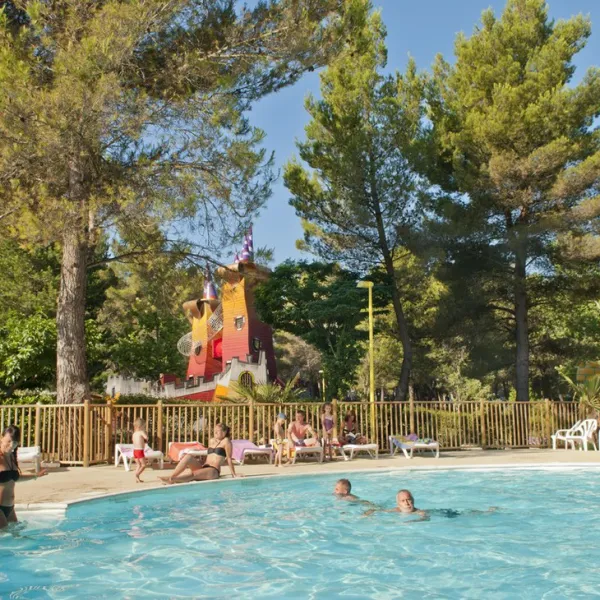 capfun-les-pinedes-du-luberon-pertuis-wdq3j