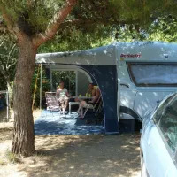 au-jardin-de-la-ferme-six-fours-les-plages-yml5z